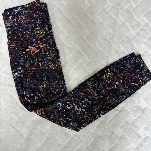 Lululemon leggings - Picture 6 of 6